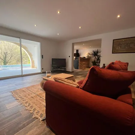T3 Avec Piscine Et Parking Dans Maison Basque - Fr-1-239-927 Apartamento